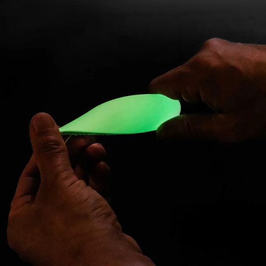Colore per pelle professionale Angelus® Brand Green Glow In The Dark da 29.5 ml 4 Colore per pelle professionale Angelus® Brand Green Glow In The Dark da 29.5 ml - immagine 4